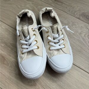 Converse Women's Beige and White Sneakers